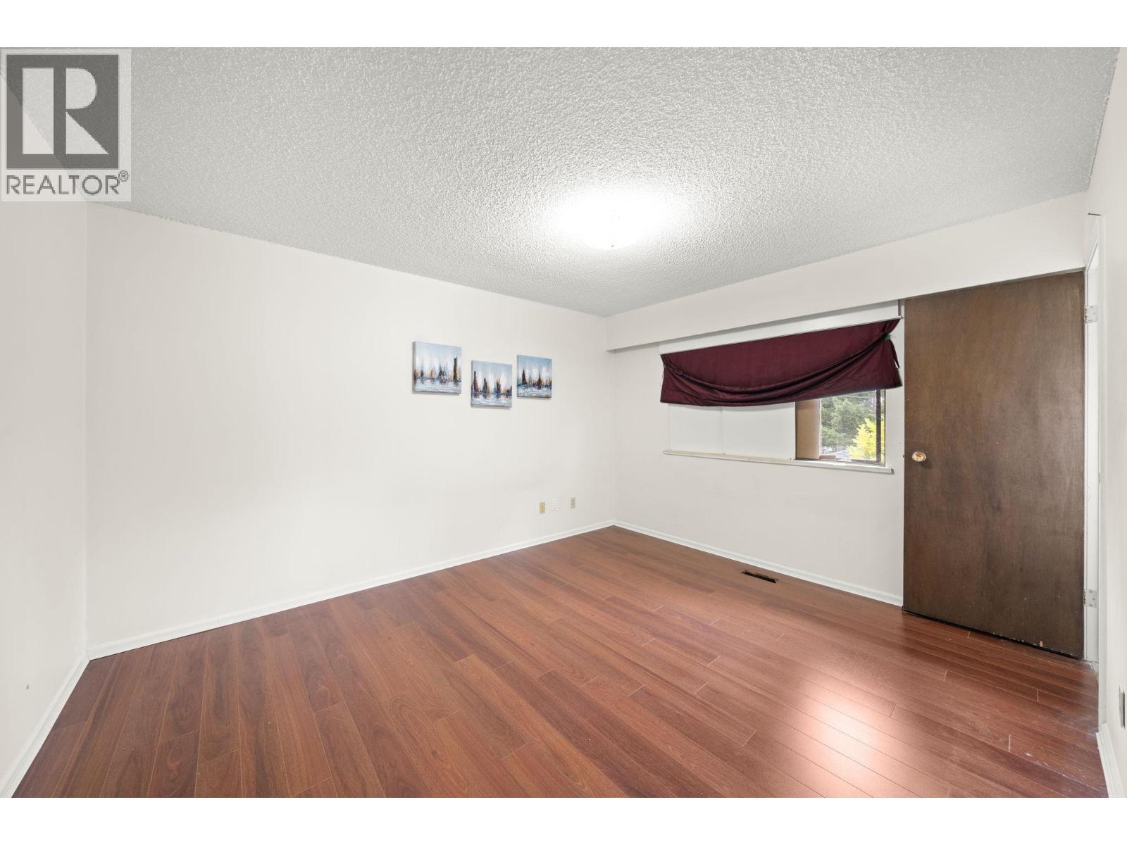 9920 Francis Road Property Photo 12