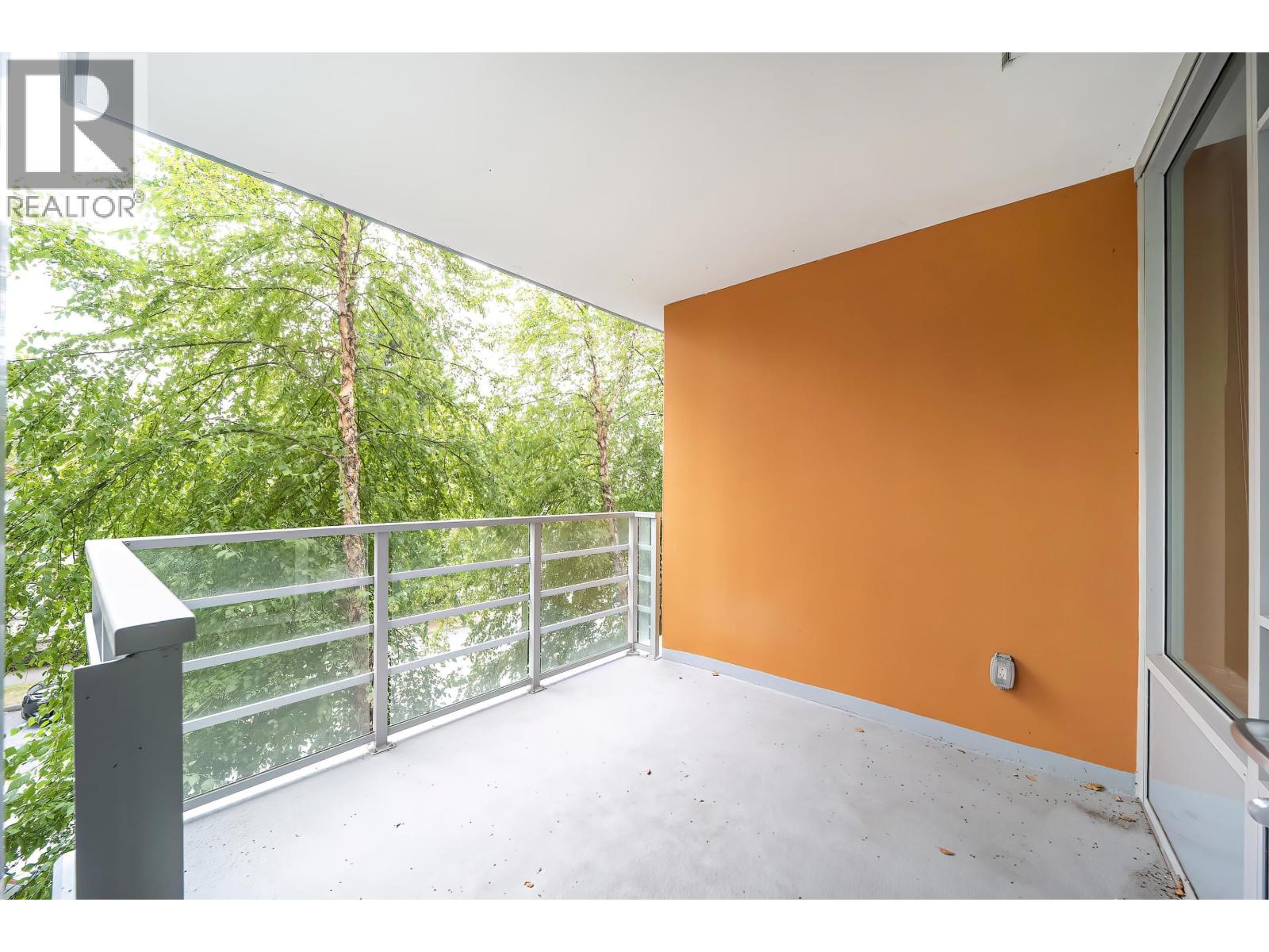 304 530 Whiting Way Property Photo 18