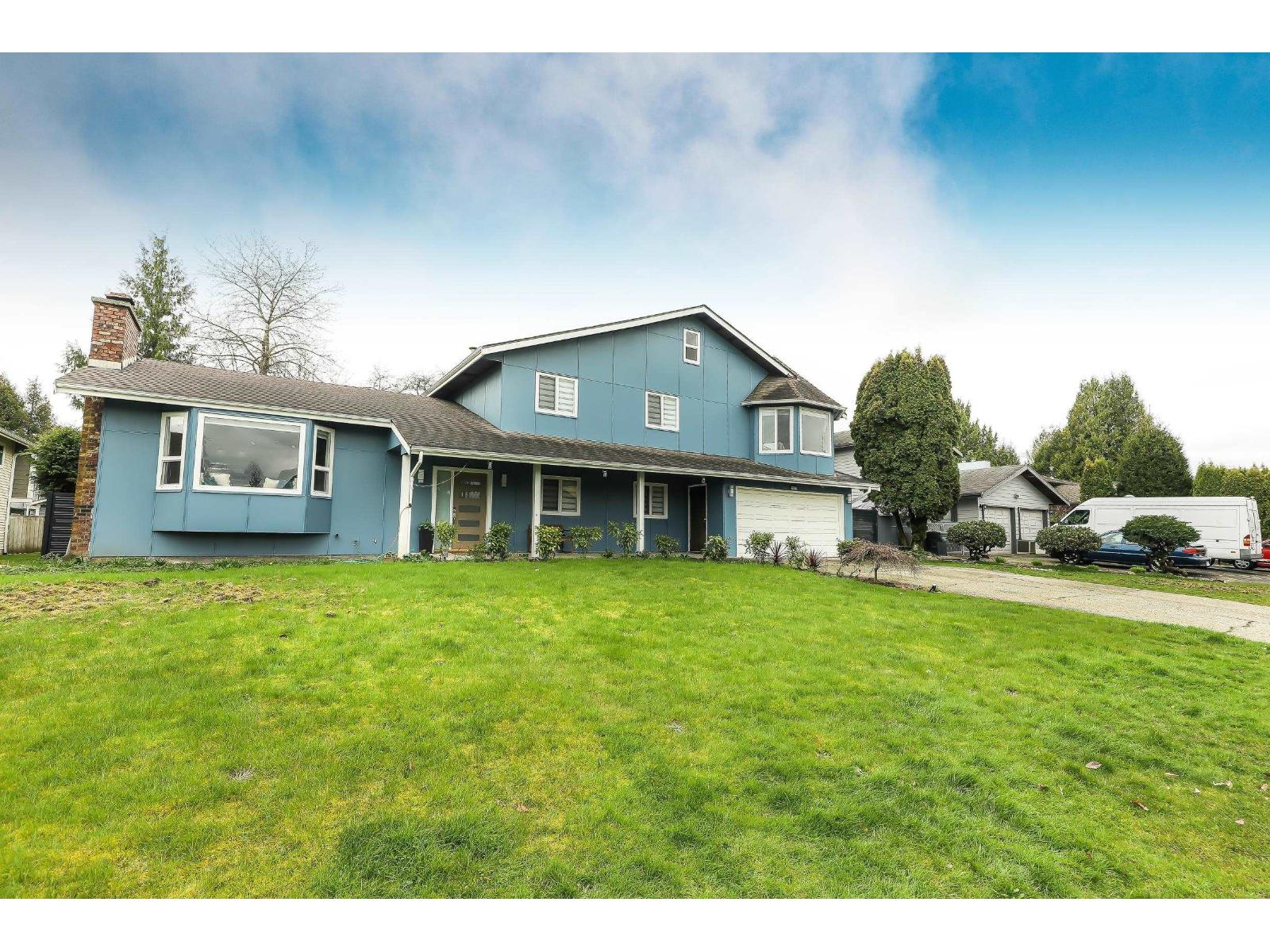 26970 32a Avenue Property Photo 3