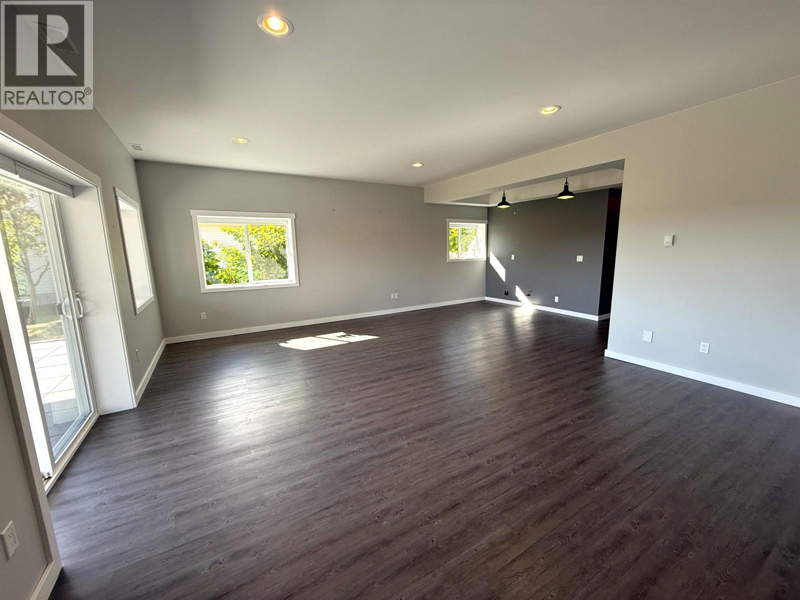5072 Block Drive Property Photo 28