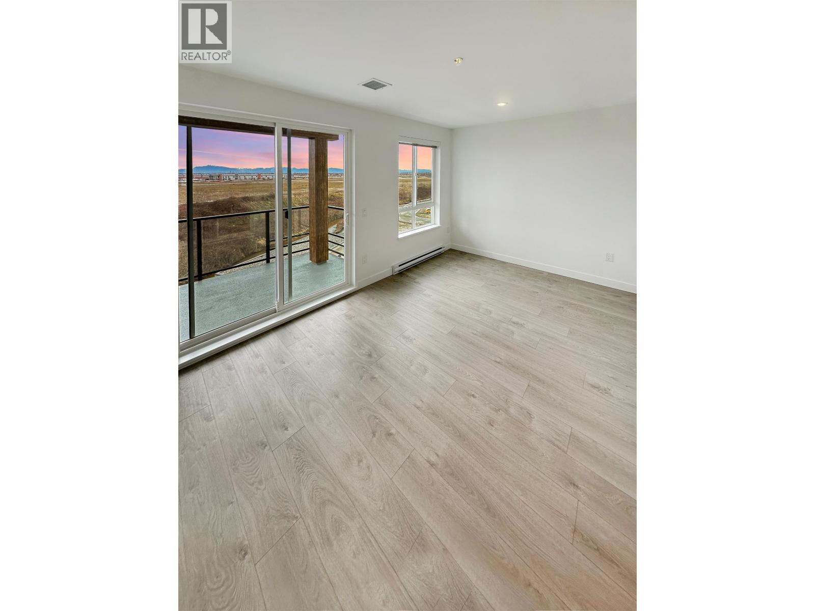 403 2499 Rabbit Drive Property Photo 4