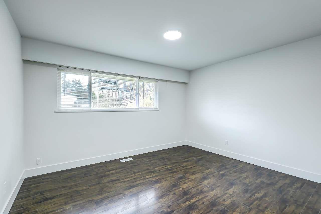 10055 122 Street Property Photo 17