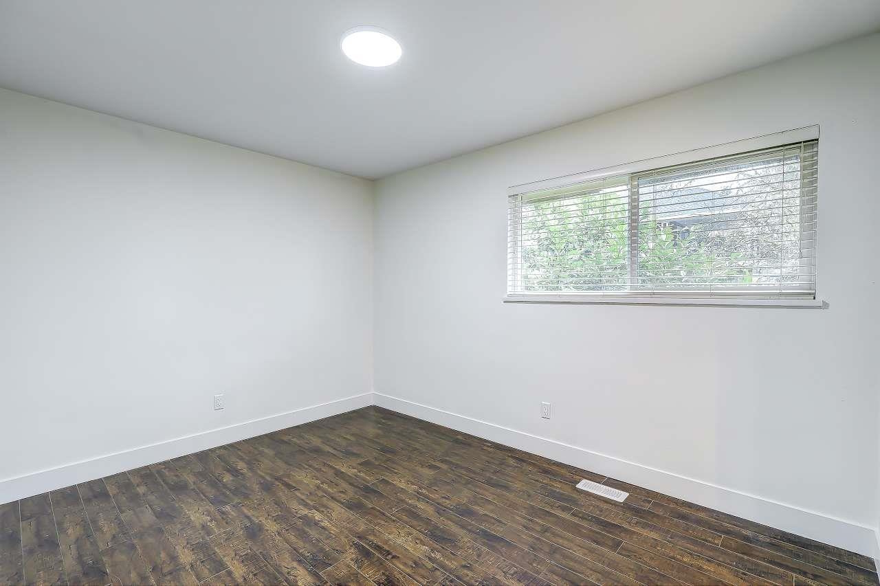 10055 122 Street Property Photo 18