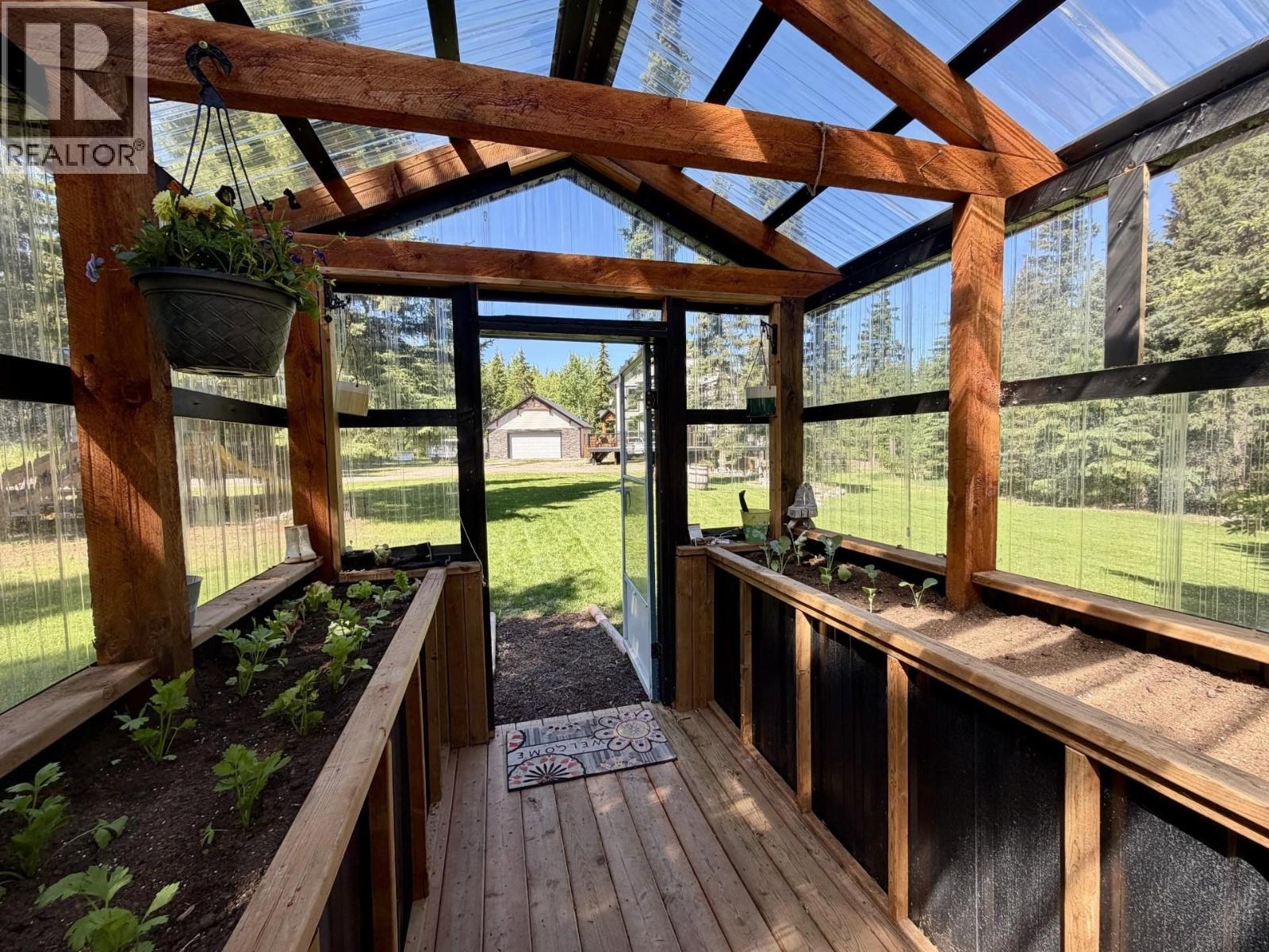 13891 Sweet Road Property Photo 11