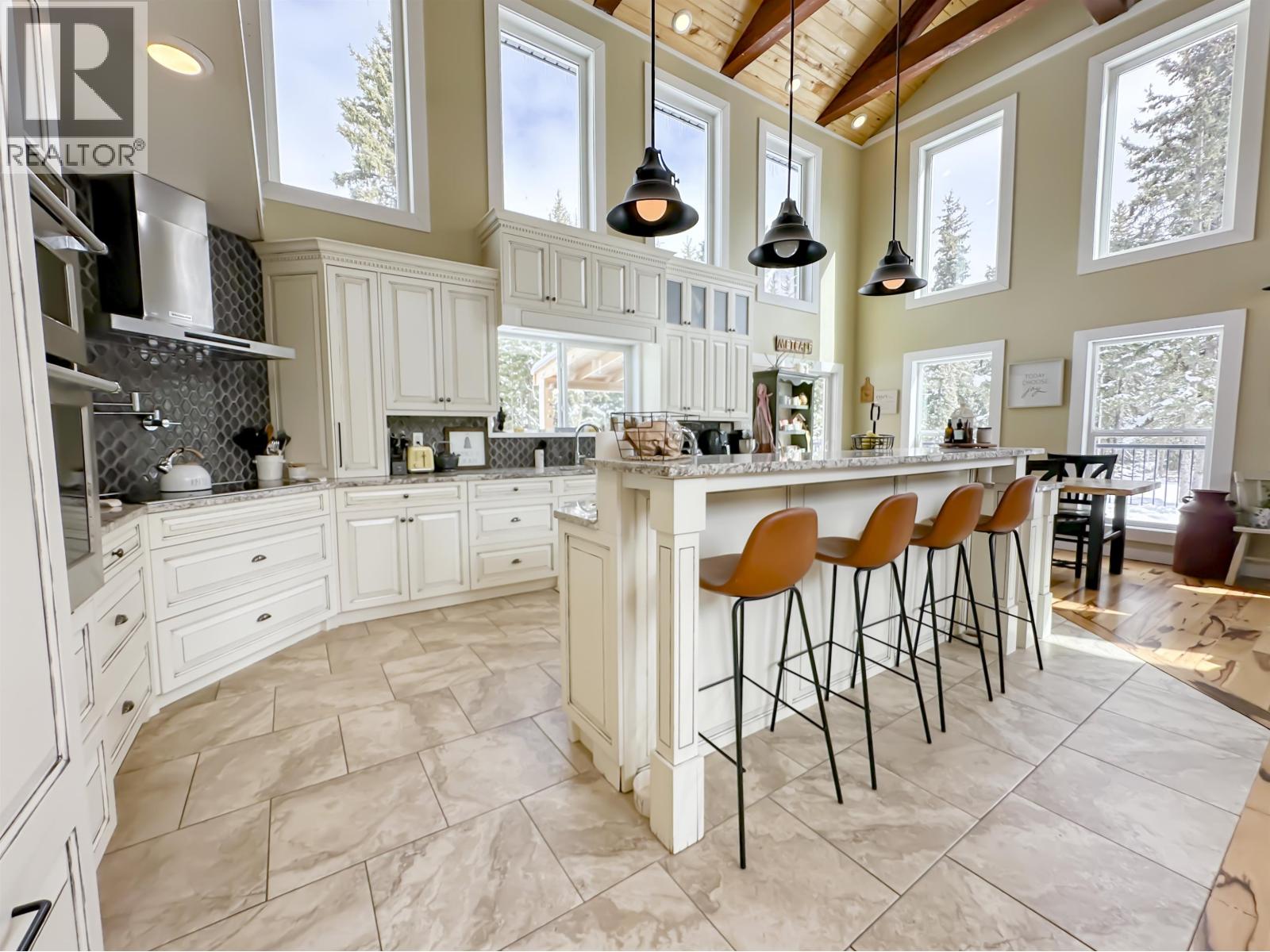 13891 Sweet Road Property Photo 13