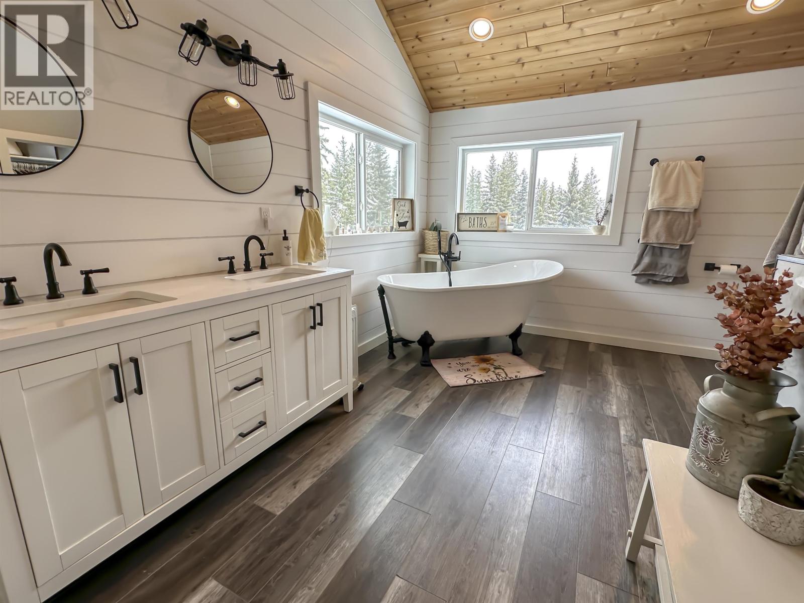 13891 Sweet Road Property Photo 31
