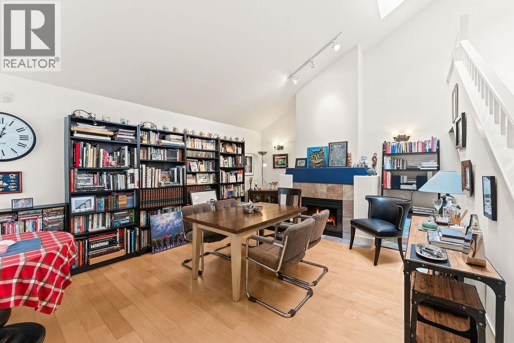 29 1550 Larkhall Crescent Property Photo 14