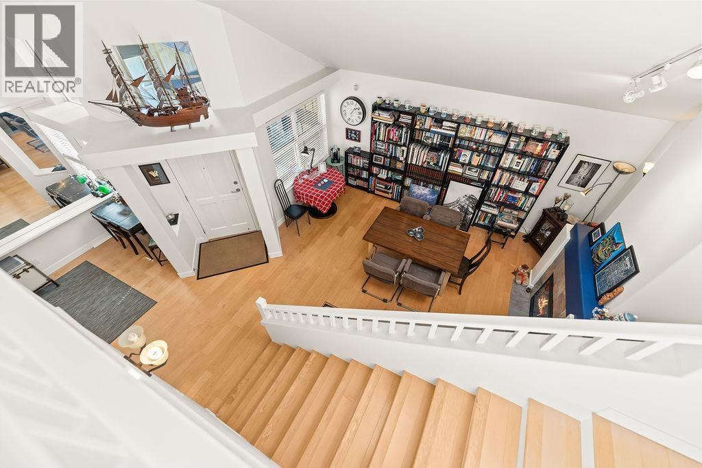 29 1550 Larkhall Crescent Property Photo 32