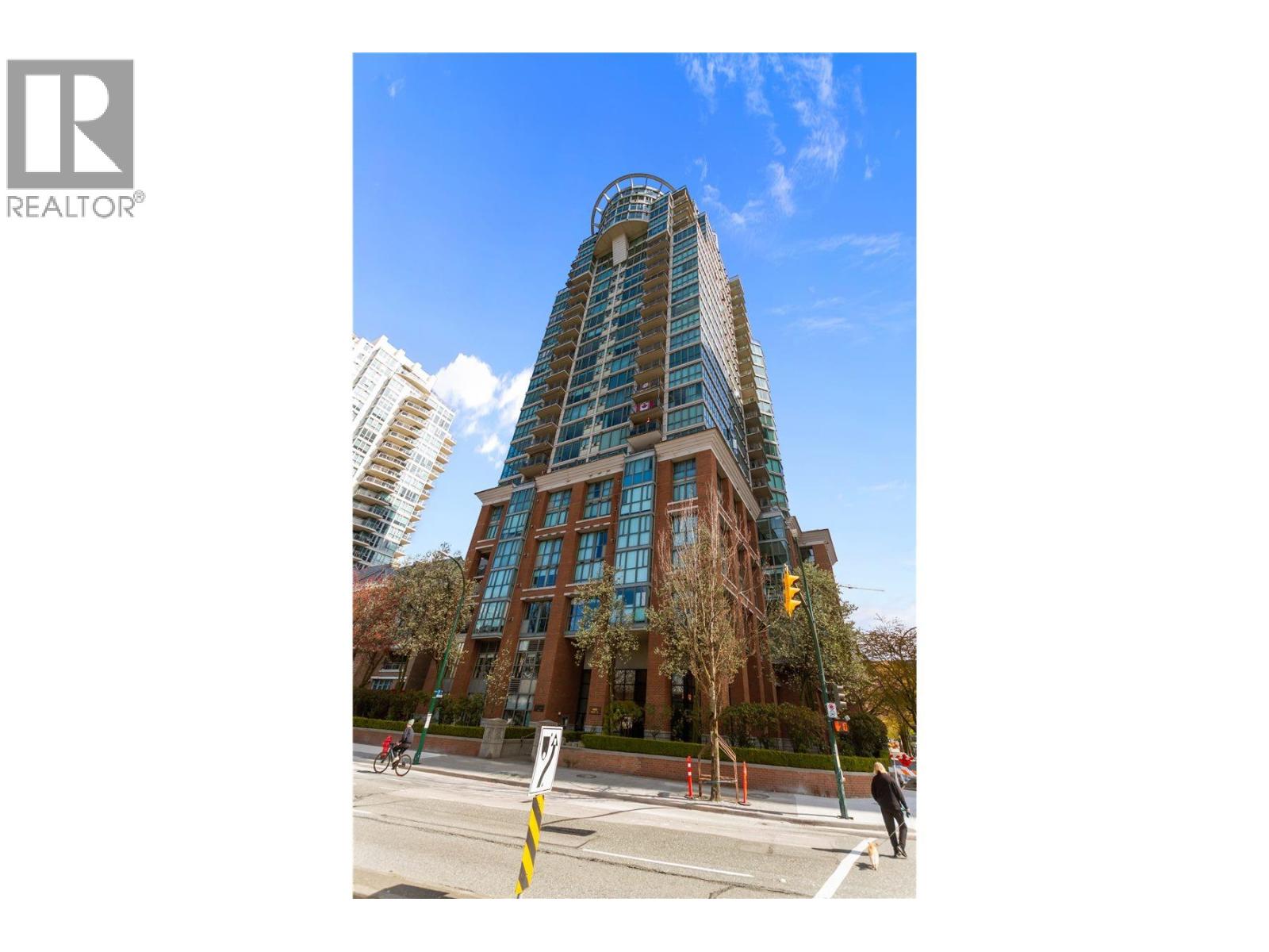 1503 1088 QUEBEC STREET