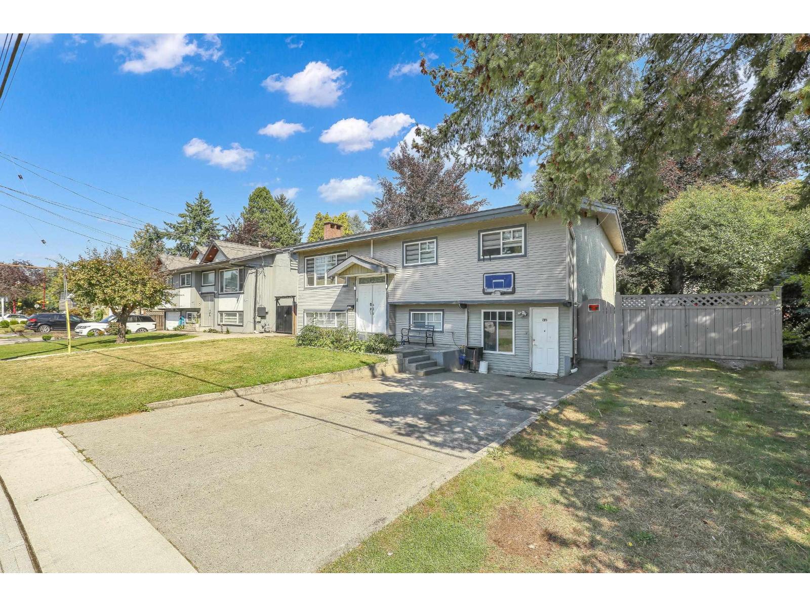9162 119a Street Property Photo 33