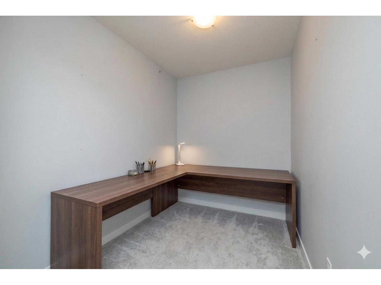 430 15380 102a Avenue Property Photo 7