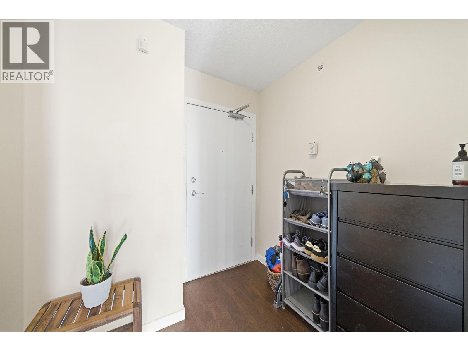1808 193 Aquarius Mews Property Photo 24