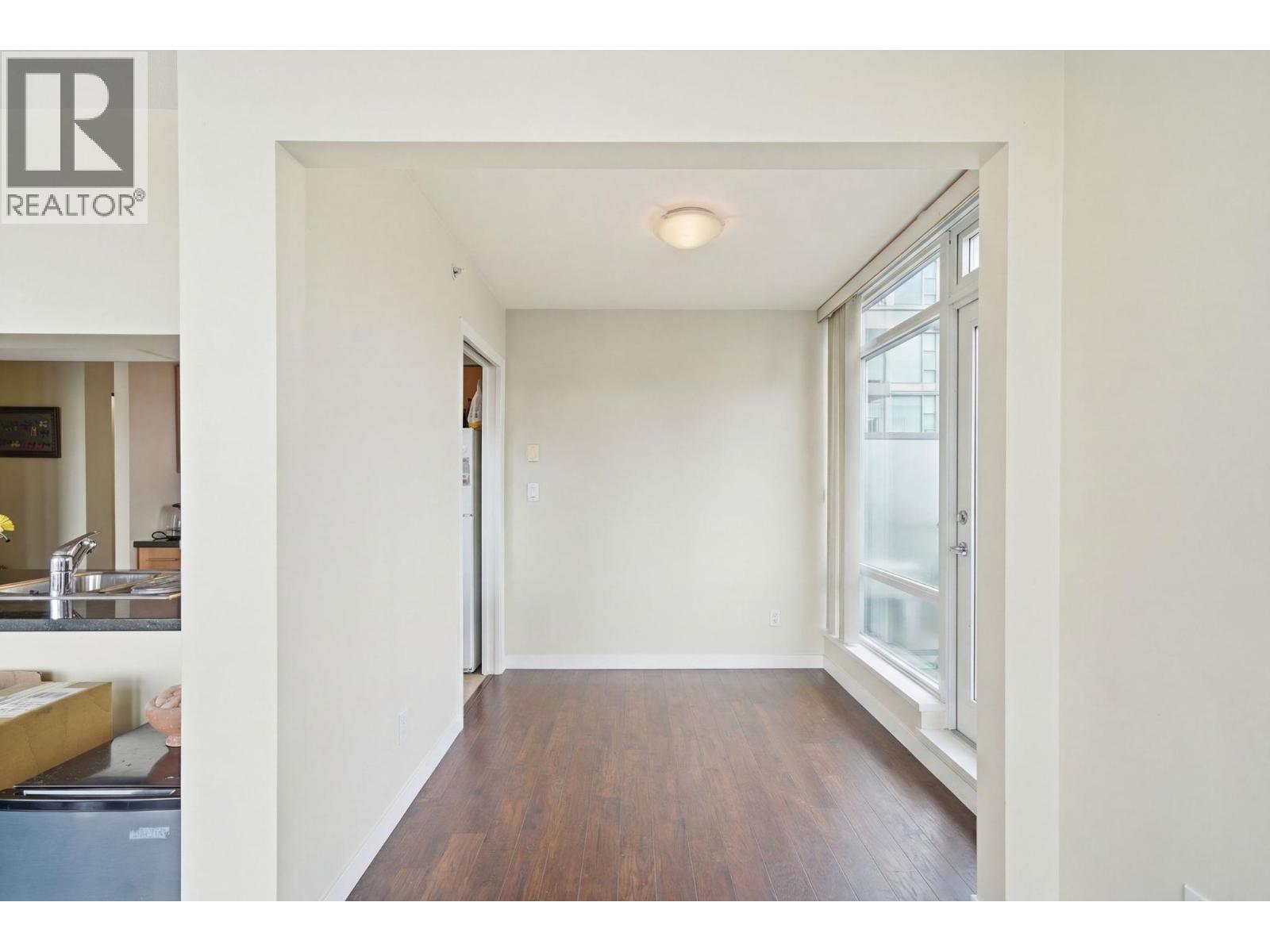 1808 193 Aquarius Mews Property Photo 31