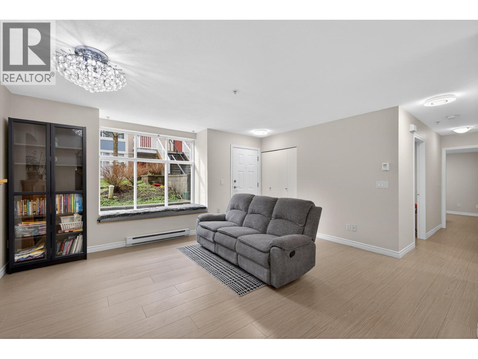 18 7128 Stride Avenue Property Photo 3
