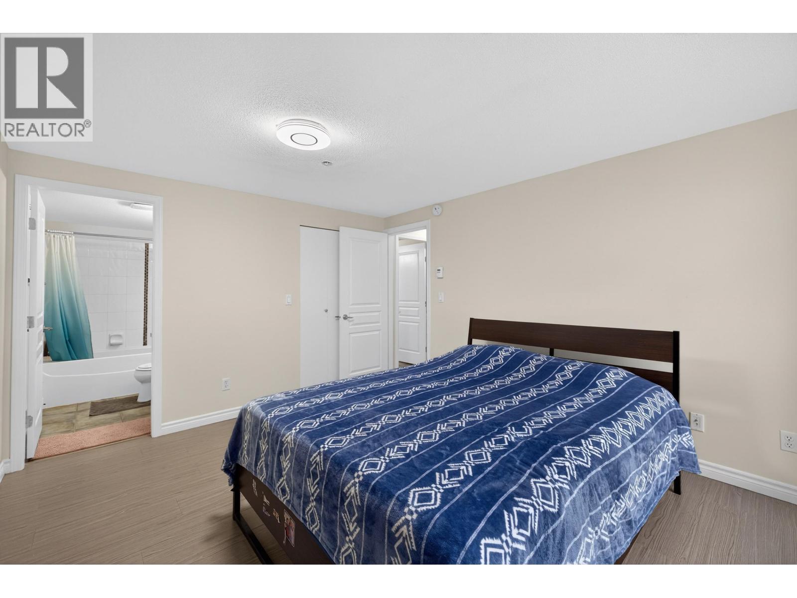 18 7128 Stride Avenue Property Photo 12