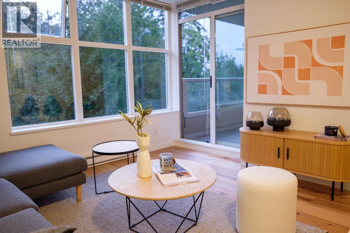 403 9232 University Crescent Property Photo 7
