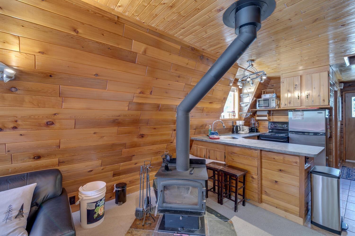 46890 Sakwi Creek Road Property Photo 9
