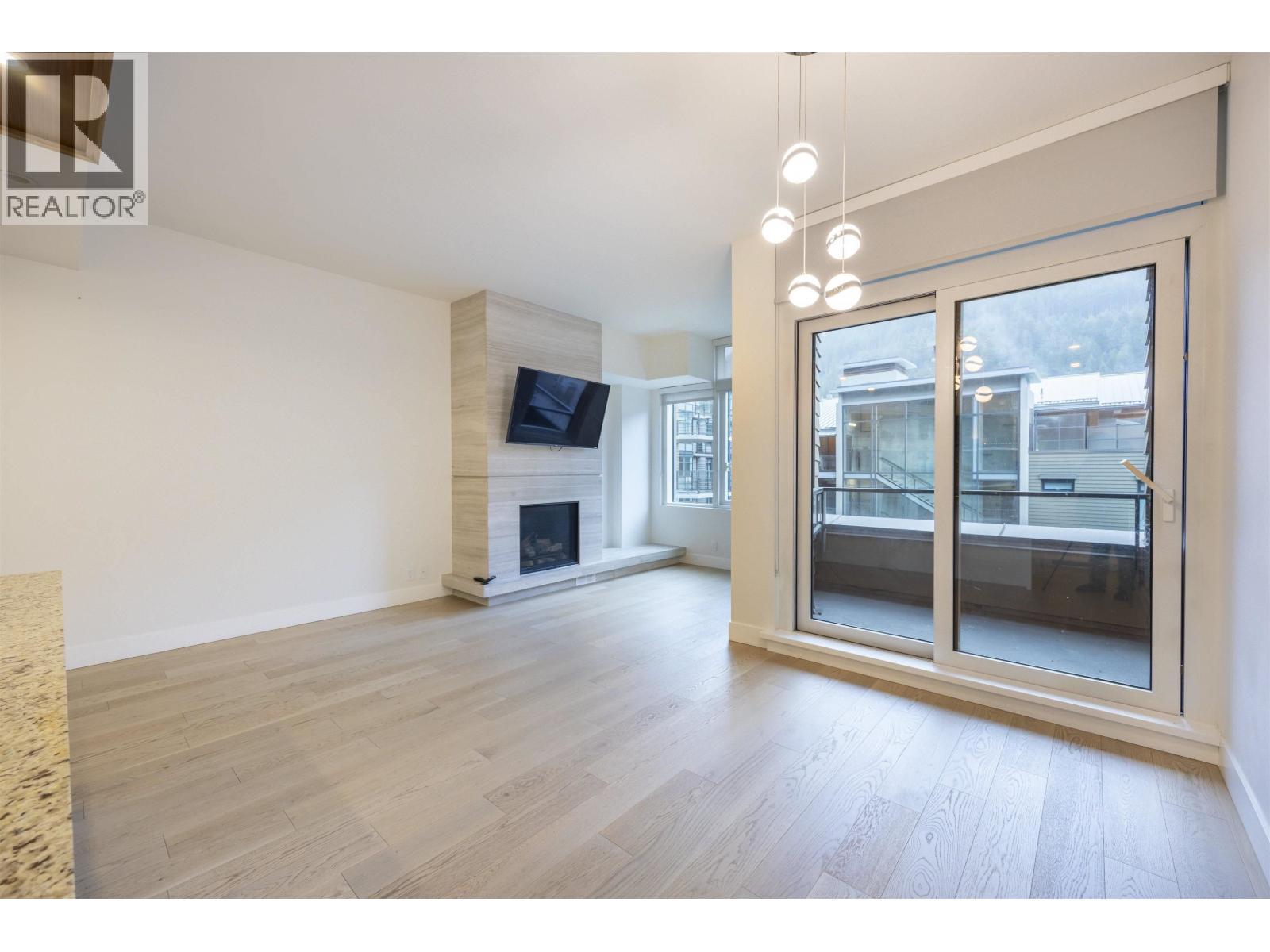 406 6687 Nelson Avenue Property Photo 5