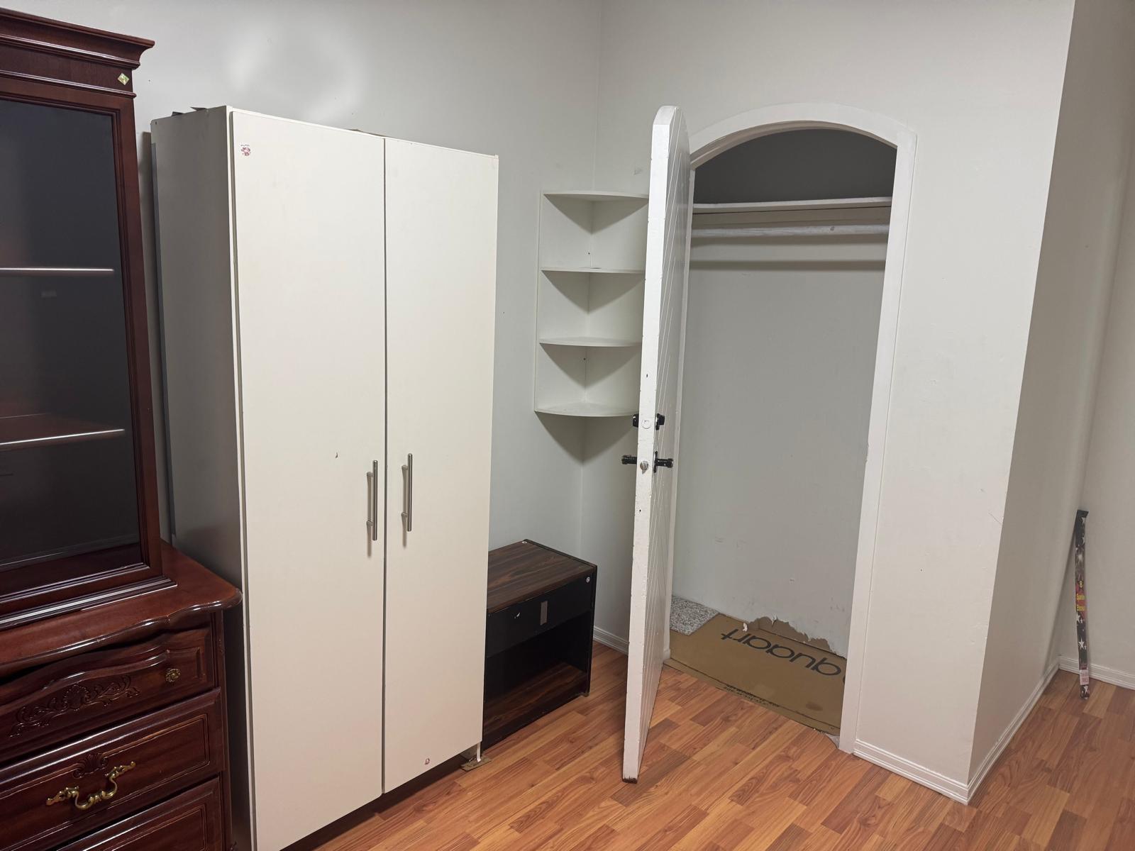11332 124 Street Property Photo 7