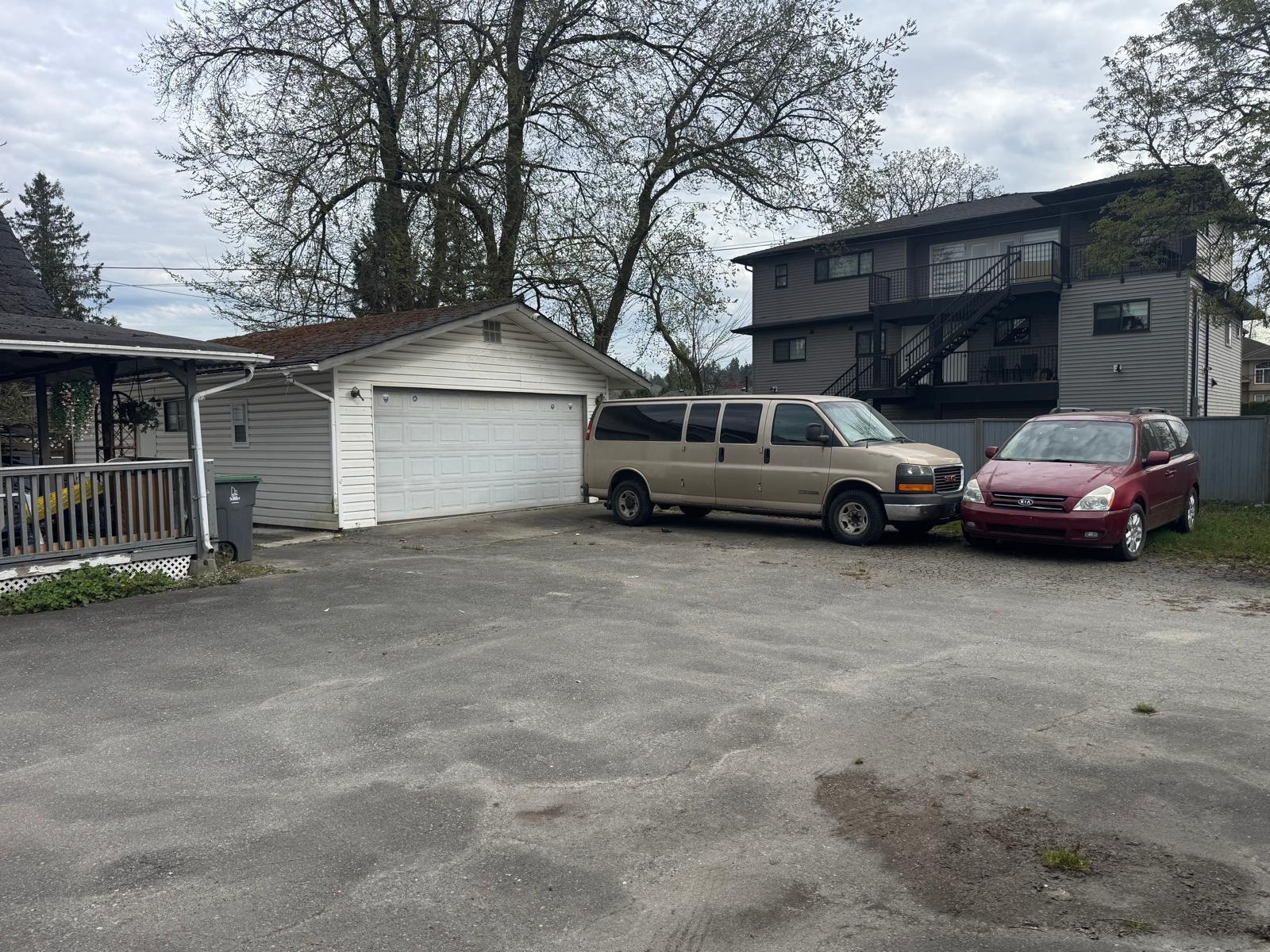 11332 124 Street Property Photo 12