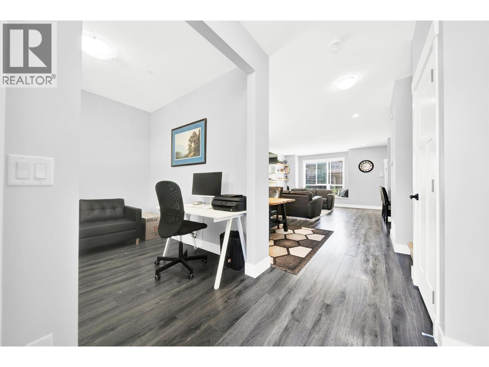 11155 240 Street Property Photo 6