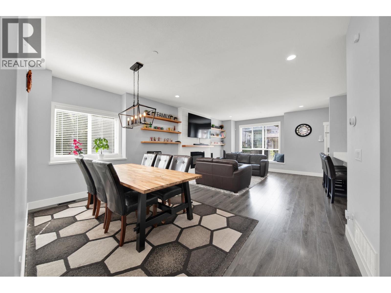 11155 240 Street Property Photo 11