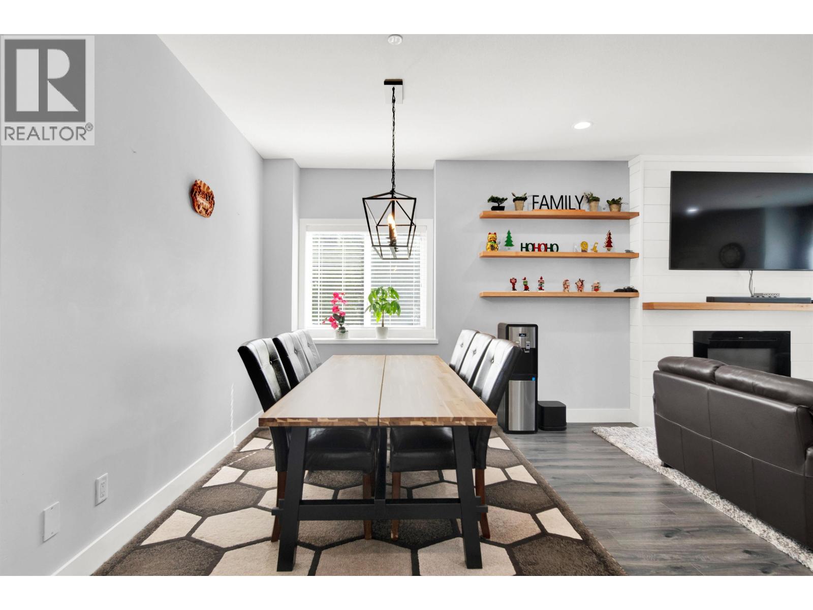 11155 240 Street Property Photo 12