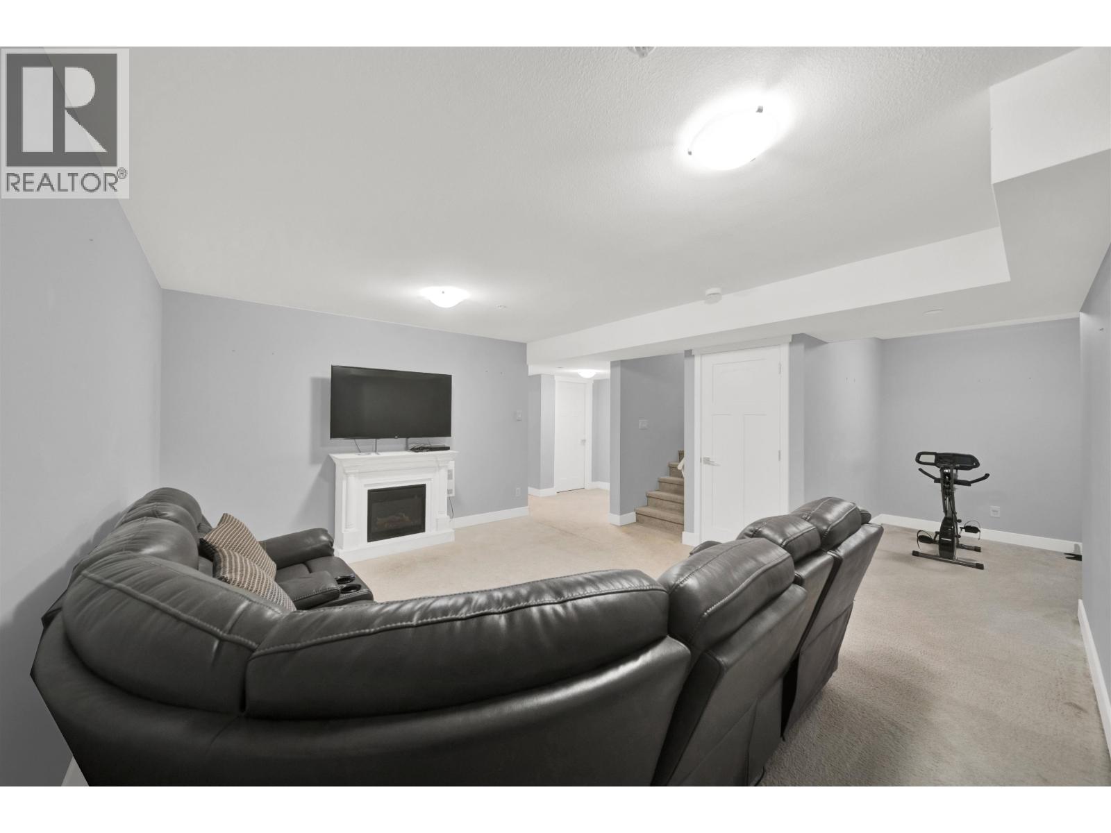 11155 240 Street Property Photo 17