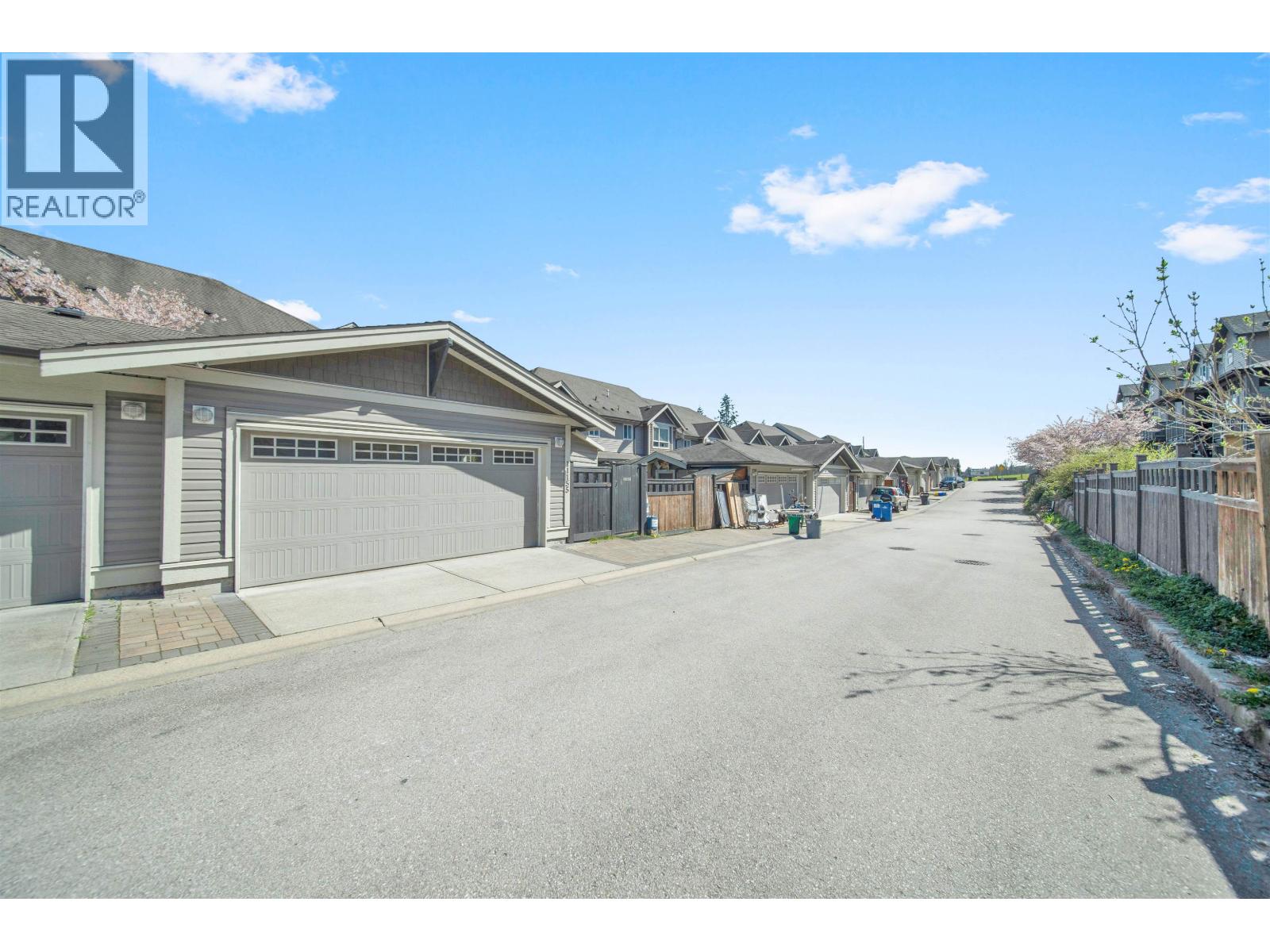 11155 240 Street Property Photo 38