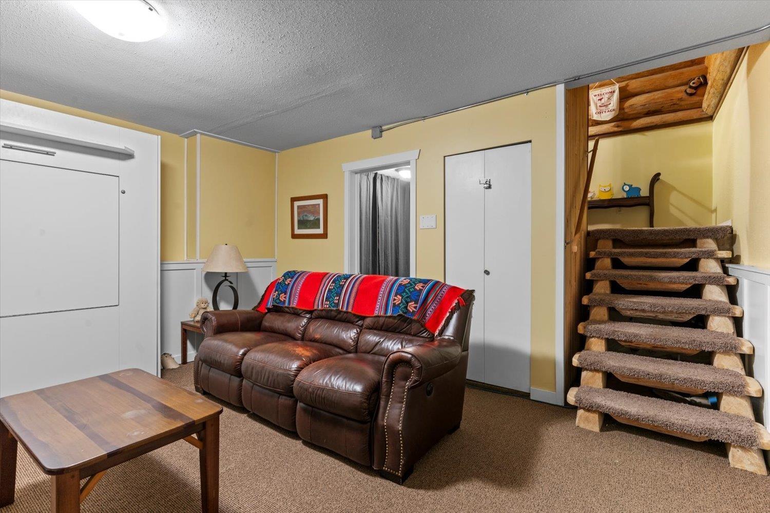 2 20649 Edelweiss Drive Property Photo 28