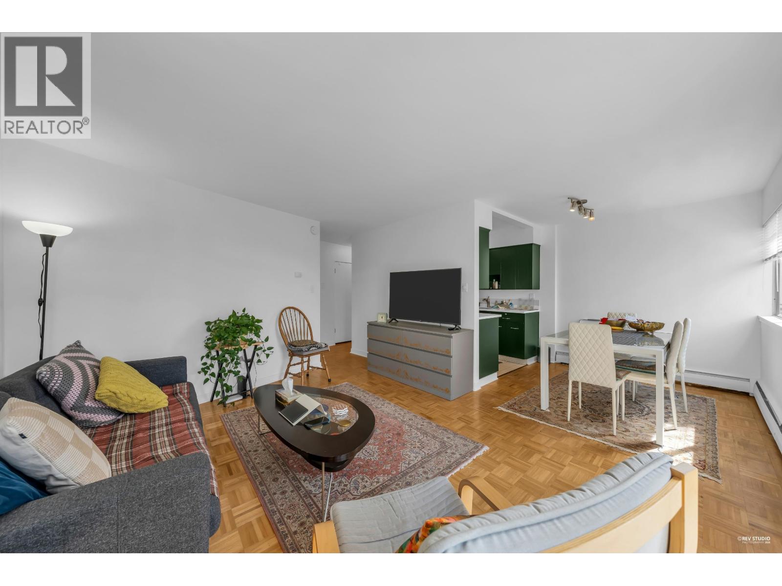 404 1930 Marine Drive Property Photo 18