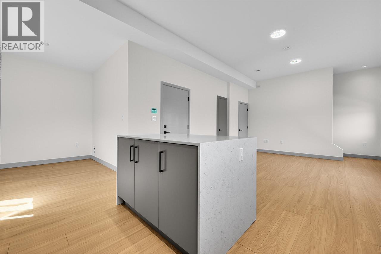 11 10233 No. 2 Road Property Photo 13