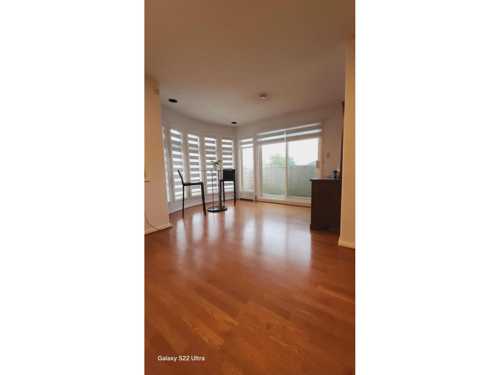 8222 144 Street Property Photo 15