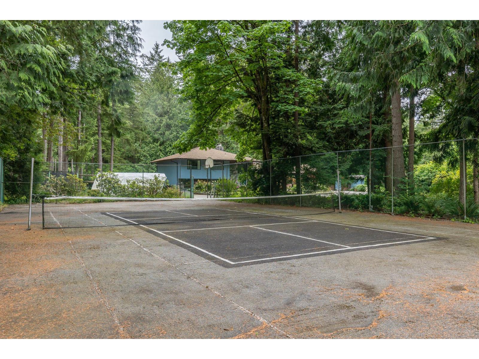 20244 27 Avenue Property Photo 2