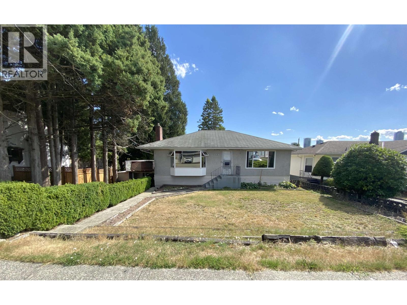 5410 Parker Street Property Photo 1