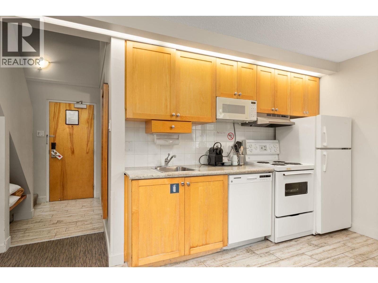 310 4420 Sundial Place Property Photo 8