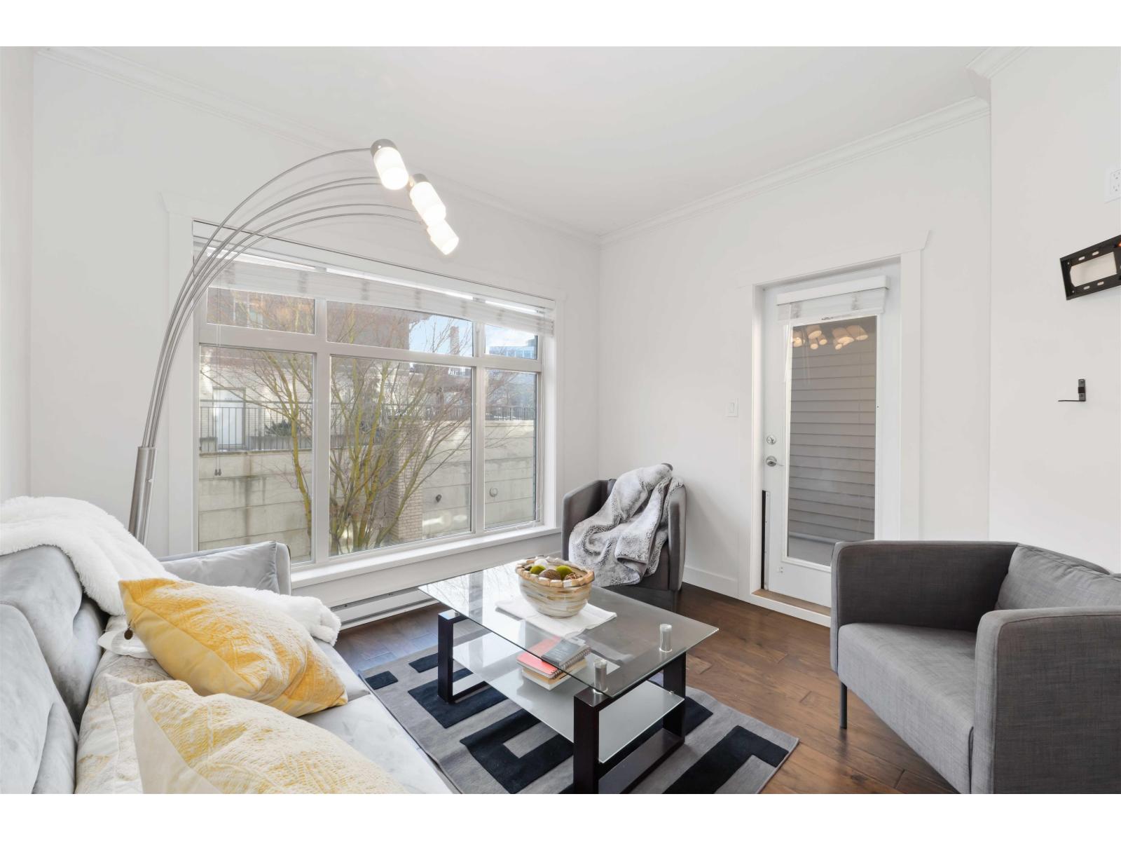 111 13468 King George Boulevard Property Photo 12
