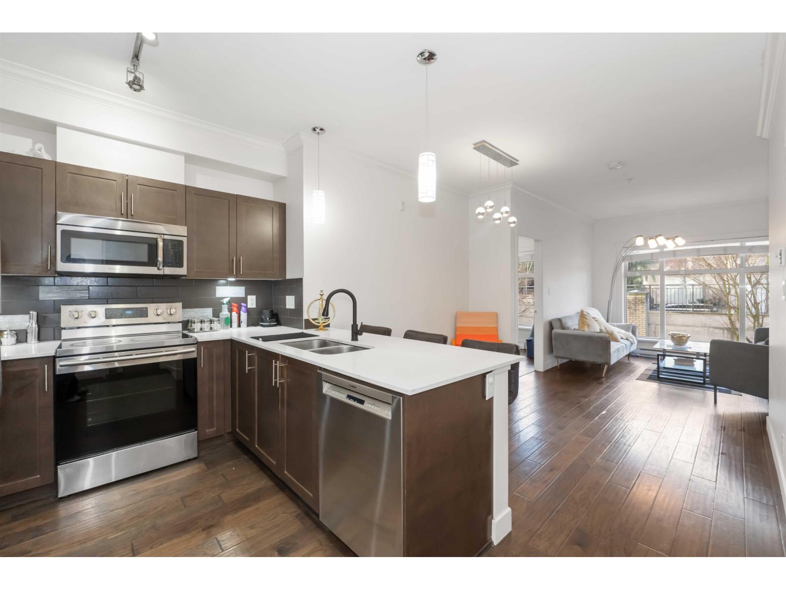 111 13468 King George Boulevard Property Photo 19