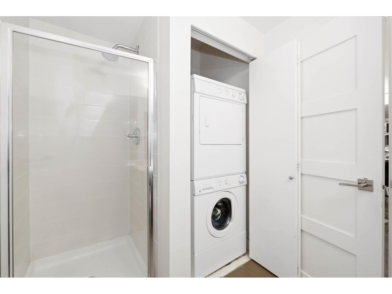 111 13468 King George Boulevard Property Photo 20