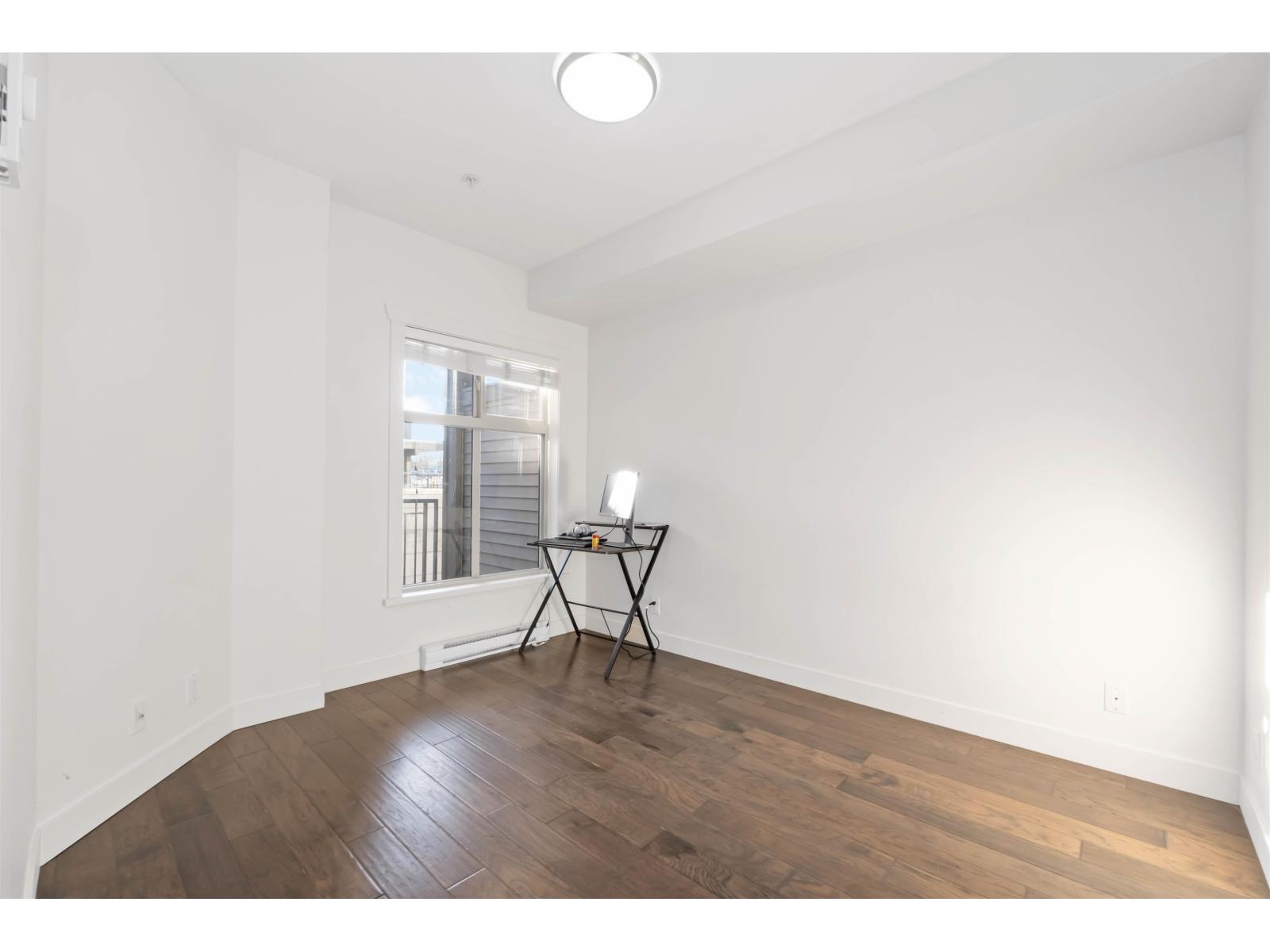 111 13468 King George Boulevard Property Photo 22