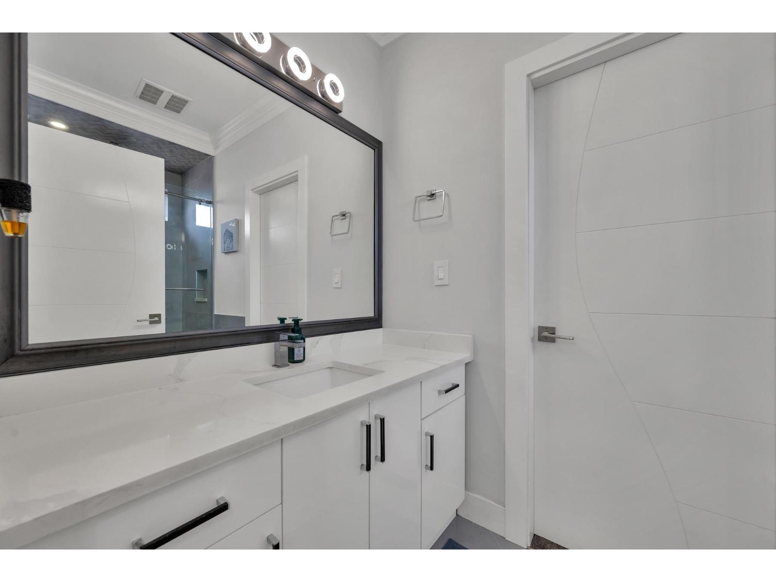 32244 Pineview Avenue Property Photo 22