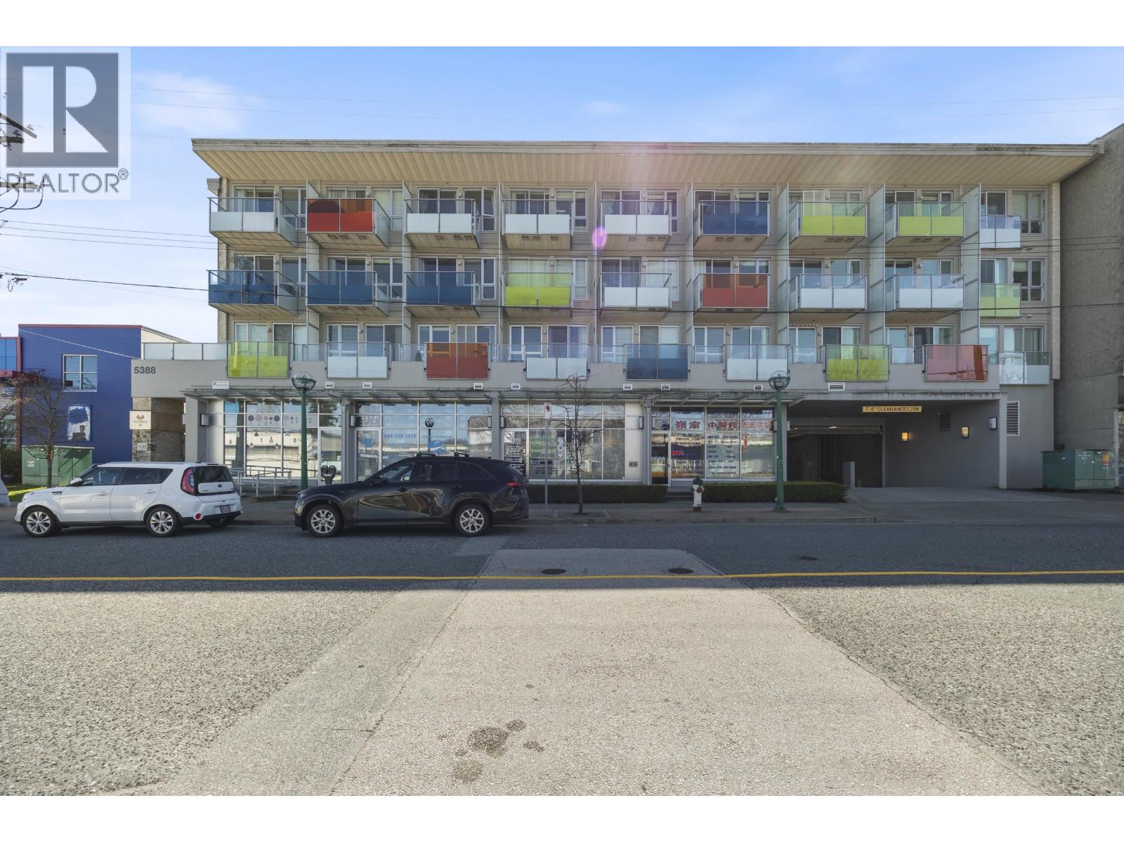 311 5388 Grimmer Street Property Photo 2