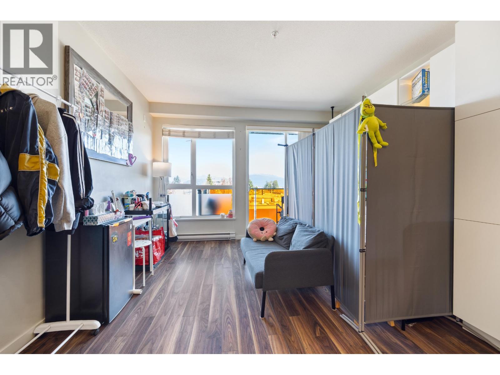311 5388 Grimmer Street Property Photo 15