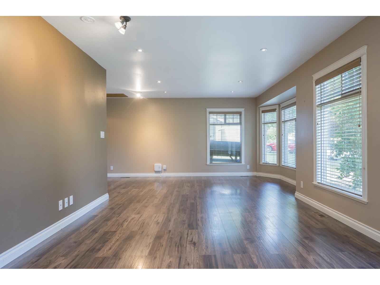 14266 Melrose Drive Property Photo 8
