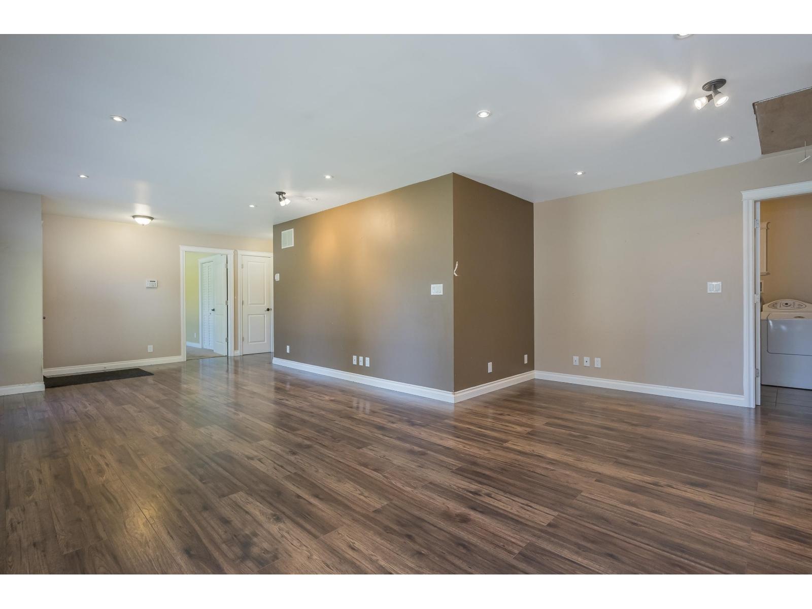 14266 Melrose Drive Property Photo 11