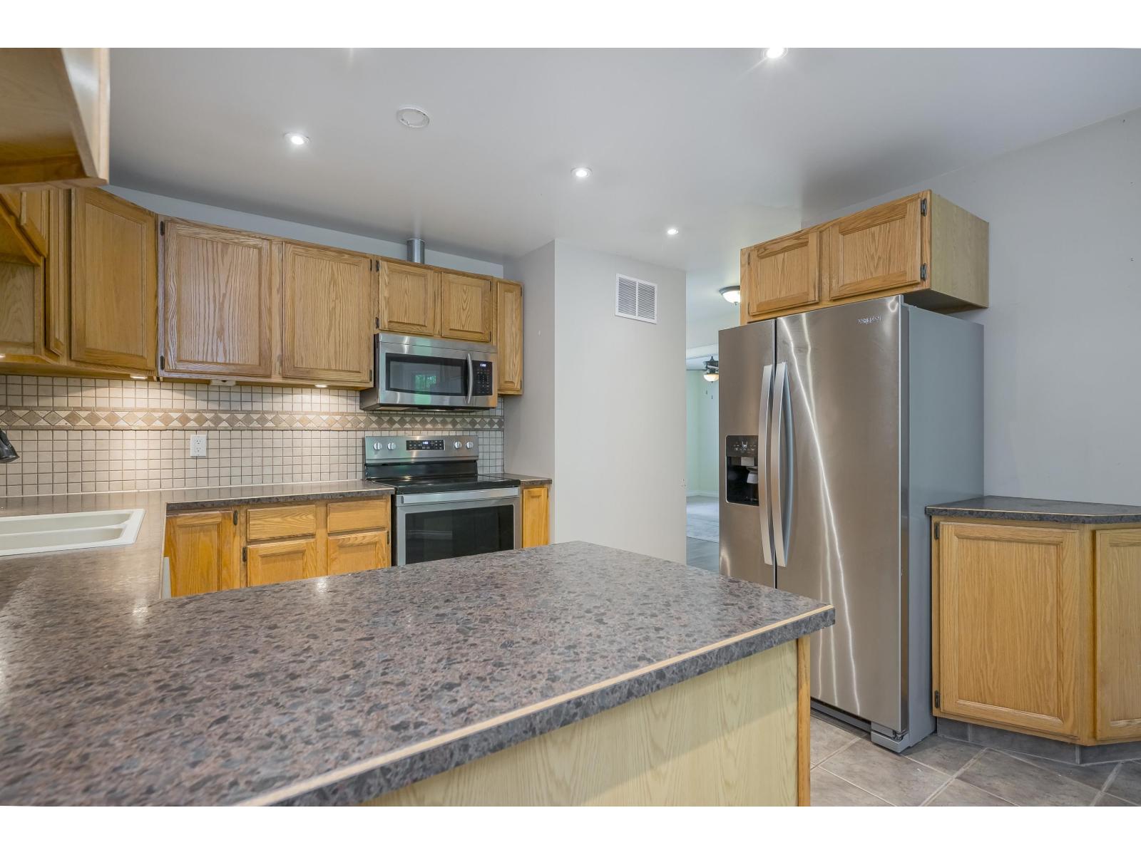 14266 Melrose Drive Property Photo 13