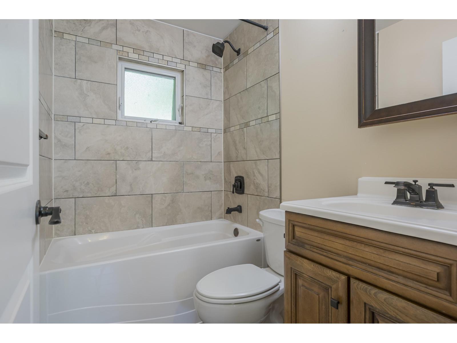 14266 Melrose Drive Property Photo 20