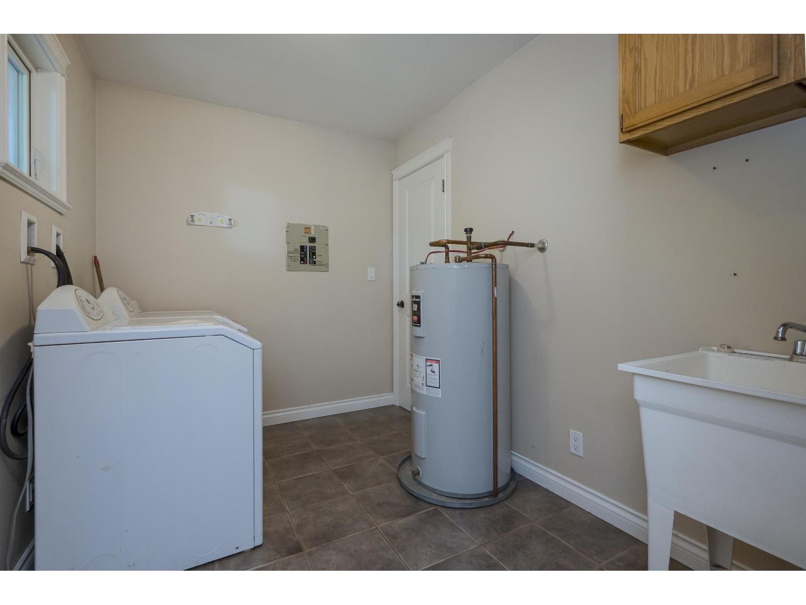 14266 Melrose Drive Property Photo 21