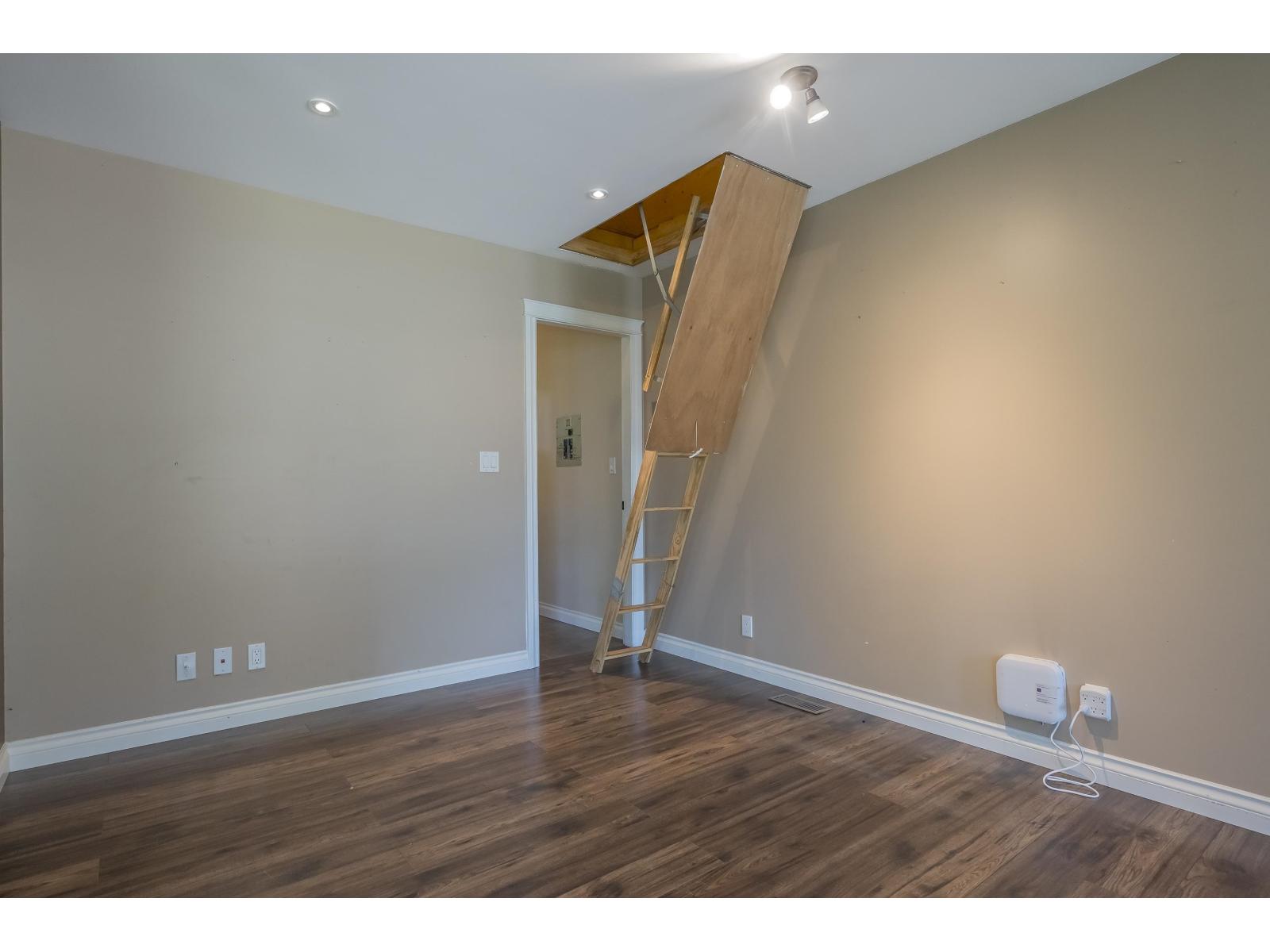14266 Melrose Drive Property Photo 22