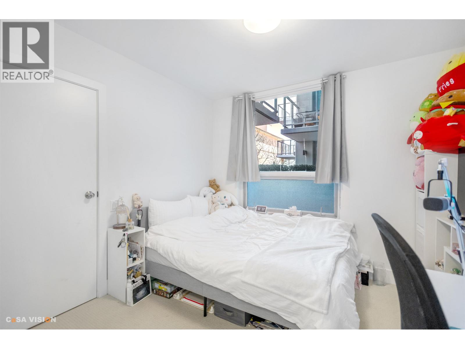 417 5508 Hollybridge Way Property Photo 10
